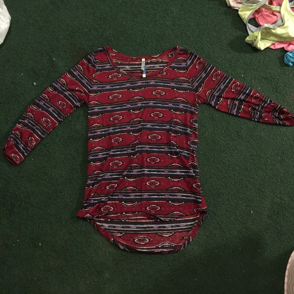 Hi-lo tribal shirt