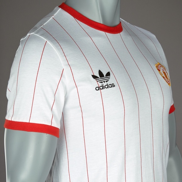 NWT ADIDAS ORIGINALS Manchester United Pin Tee - Picture 2 of 8