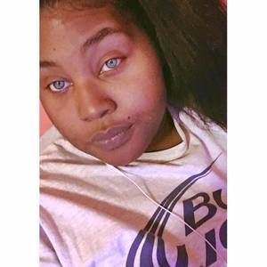 Meet your Posher, Carla