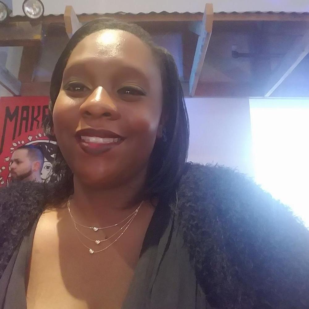 Meet your Posher, Echo