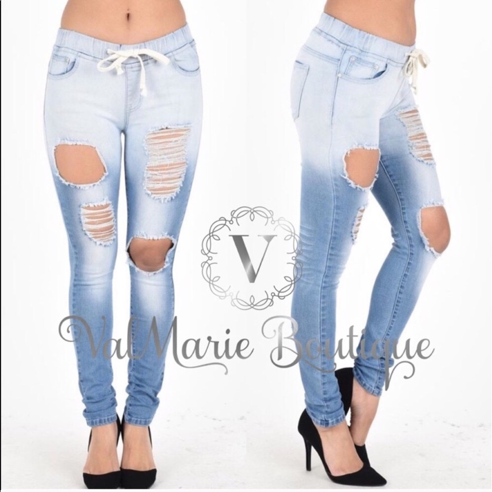 ‼️2X LEFT - PLUS SIZE DESTROYED OMBRÉ DENIM JOGGER - Picture 2 of 3