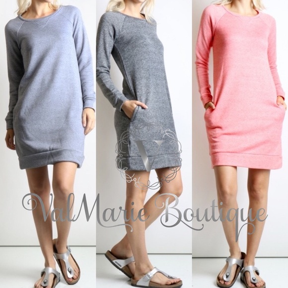 GORGEOUS SWEATSHIRT DRESS - Picture 4 of 4