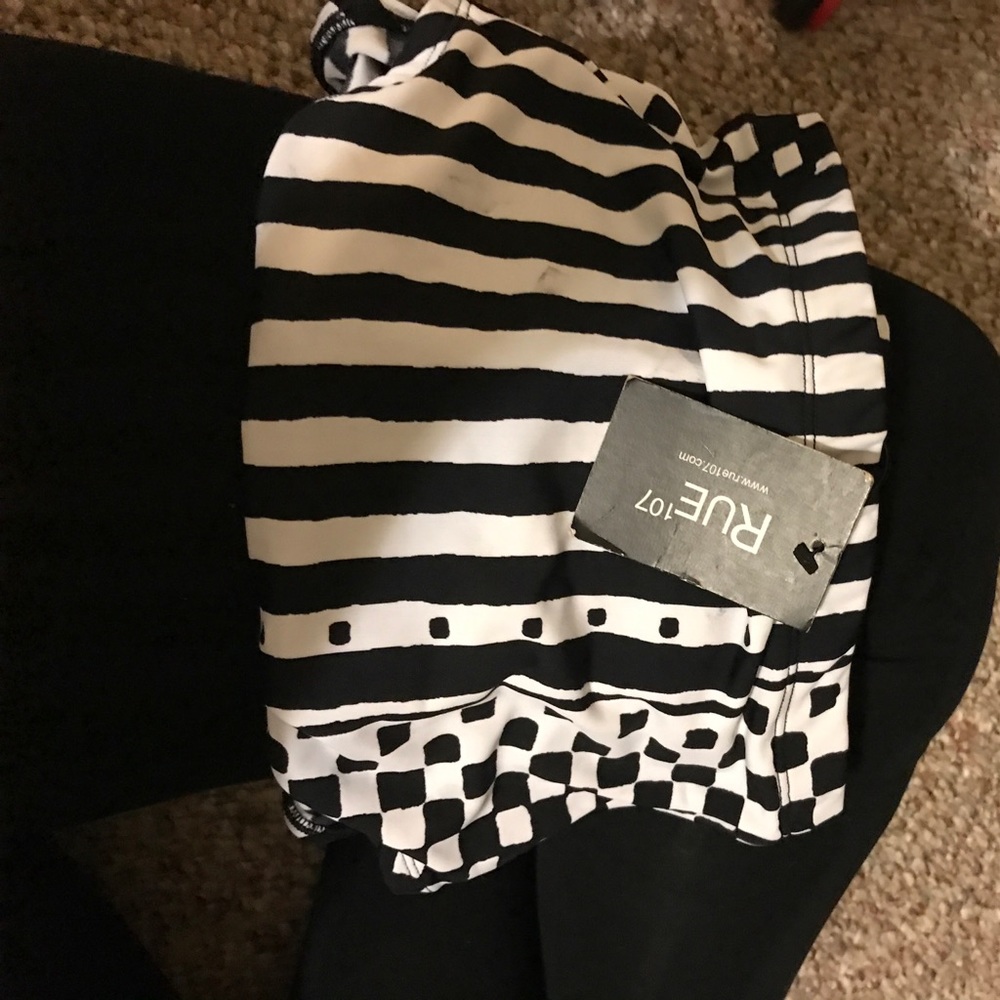 Rue 107 high waist swim bottom