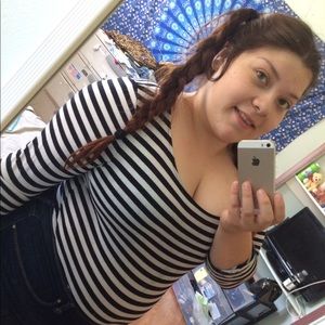 Meet your Posher, Elizabeth