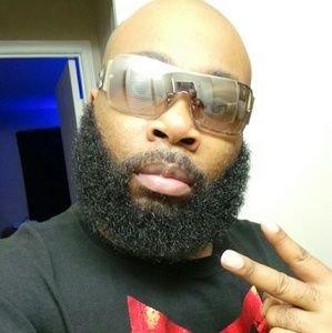 Meet your Posher, Raymond