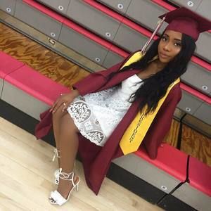 Meet your Posher, Najah