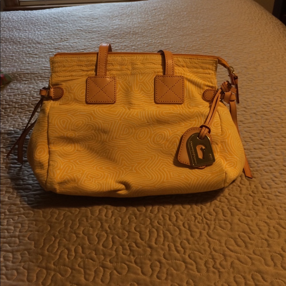 Dooney & Bourke shoulder bag - Picture 1 of 3