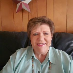 Meet your Posher, Connie