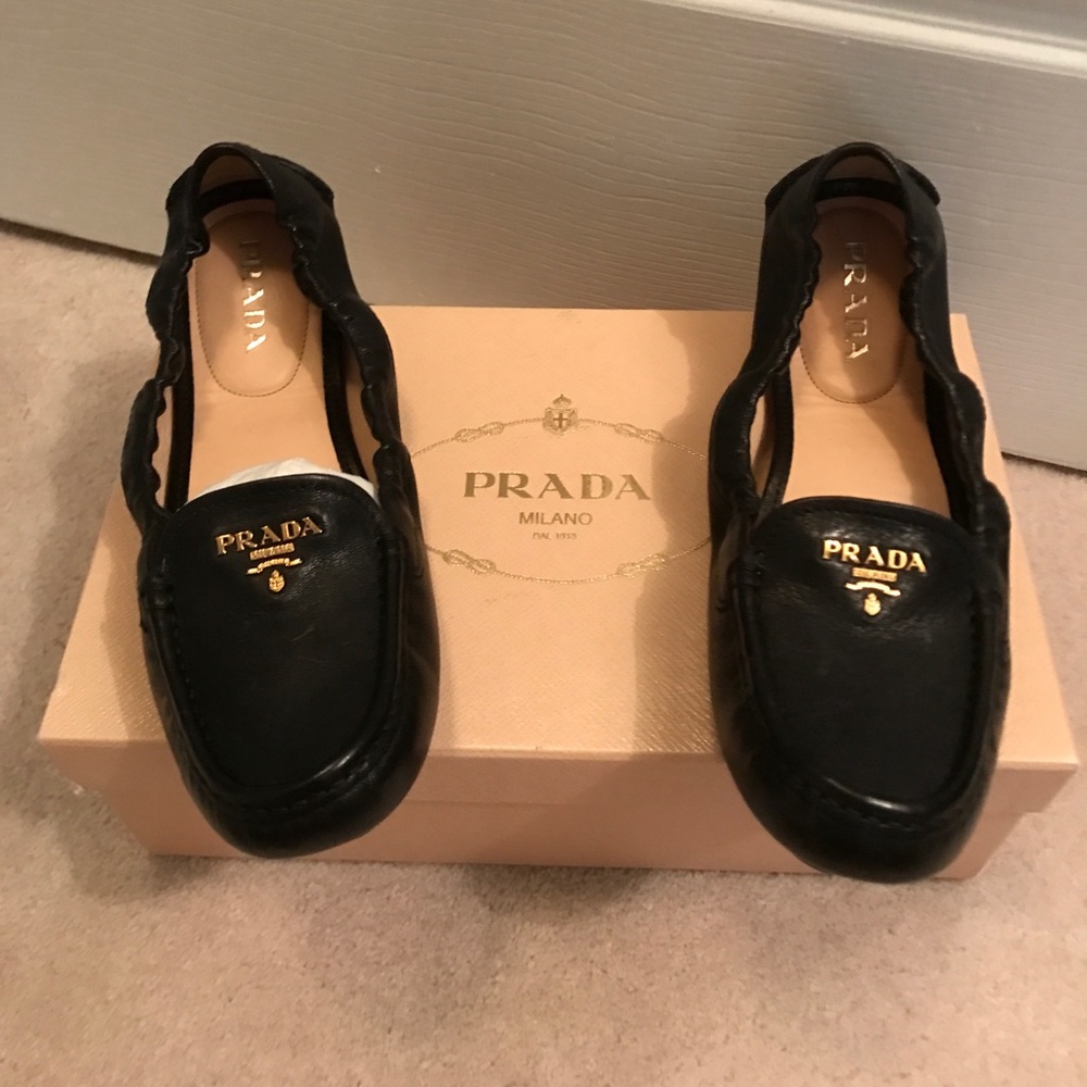 Prada scrunch driving loafer