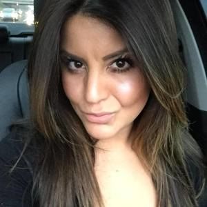 Meet your Posher, Lily