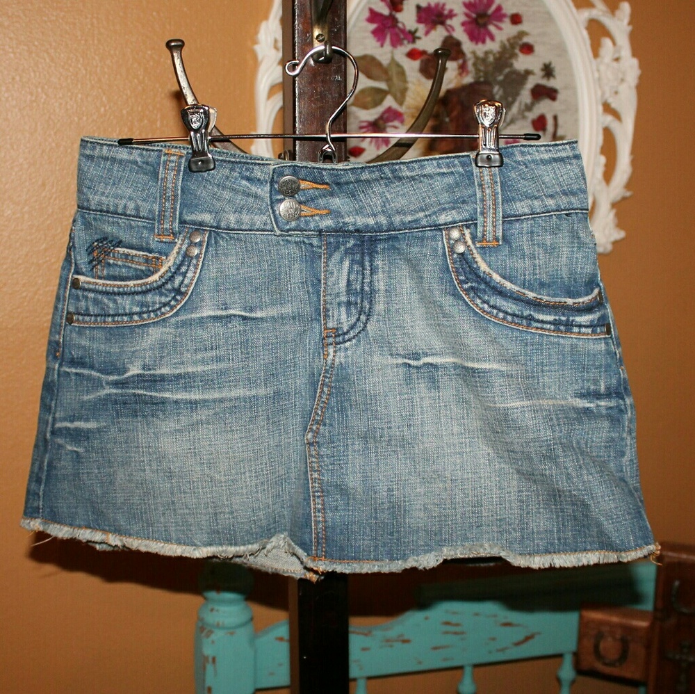 Jean mini skirt