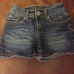 Girls size 8s Justice distressed short shorts