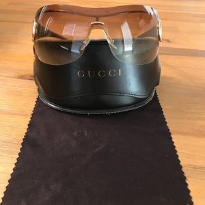 Authentic Gucci Wrap Sunglasses With Case