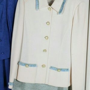 St. John Knit Suit w/Blazer and matching Skirt
