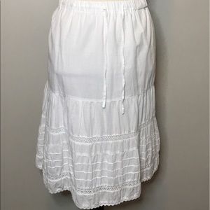 white 2X skirt