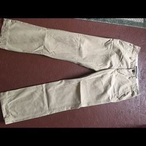 American Eagle Khakis size 30/32