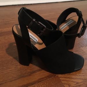 Steve Madden black nubuck sandals/heels