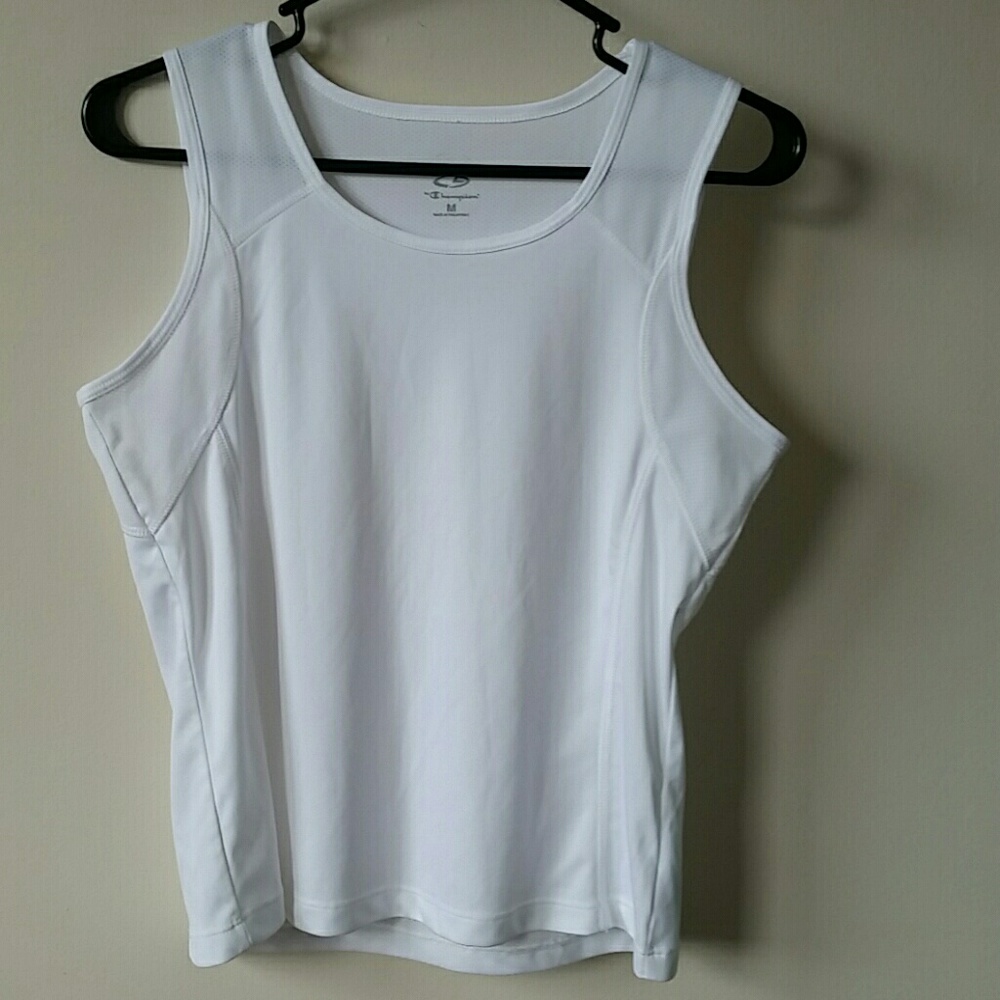 Women's  Champion Size M