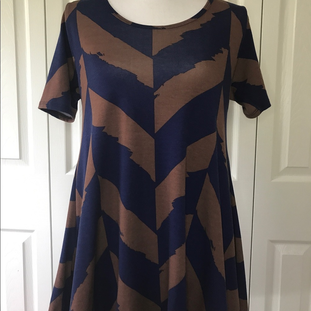 LuLaRoe Perfect Tee