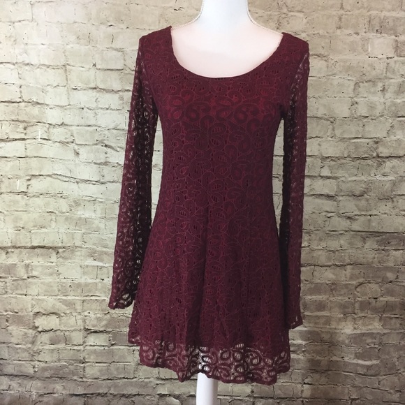Umgee Dresses & Skirts - Umgee Burgundy Lace Tunic