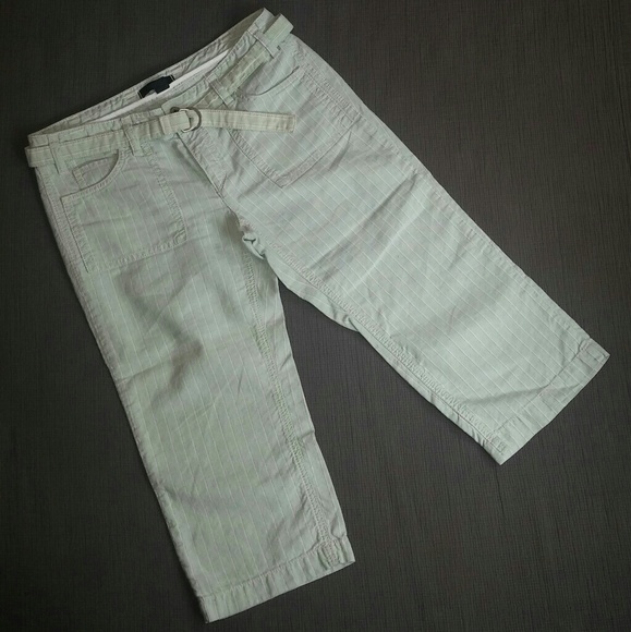 ✴️$5✴️EXPRESS Striped Capri with Belt - Picture 2 of 8