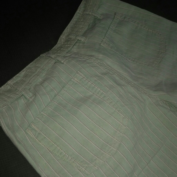 ✴️$5✴️EXPRESS Striped Capri with Belt - Picture 5 of 8