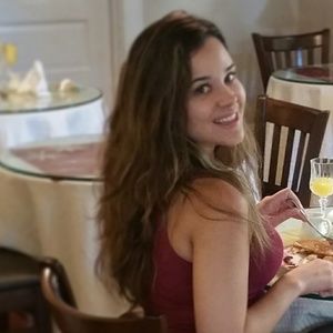 Meet your Posher, Noelle