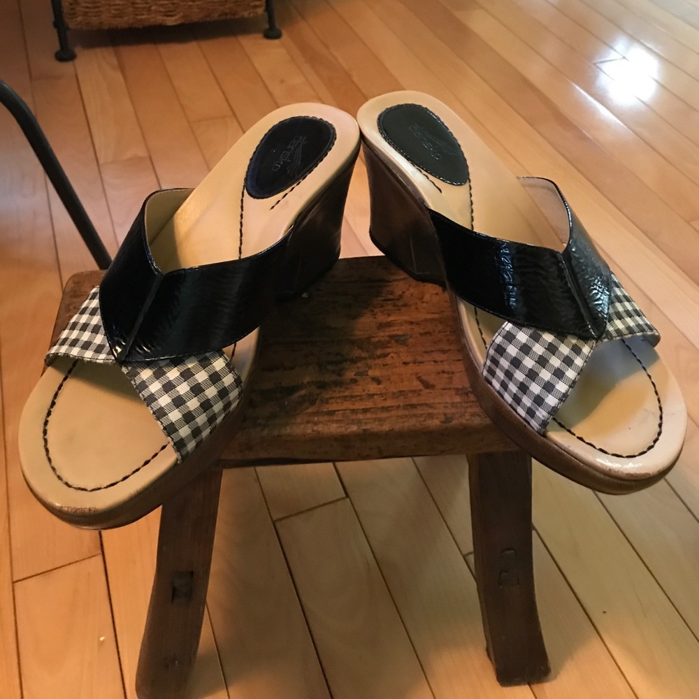Dansko black and white sandals