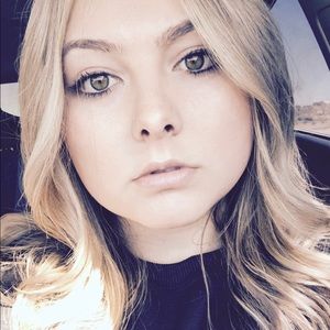 Meet your Posher, Jenna