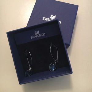 Swarovski drop earrings
