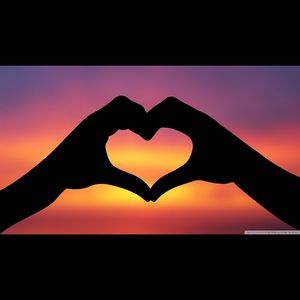 Meet your Posher, Iris