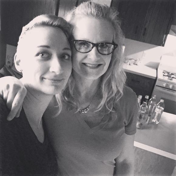 Modern Boss Glam, Urban Casual & a dash of Vintage - Picture 8 of 8