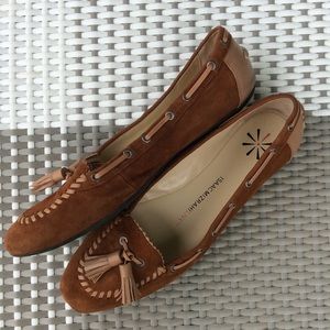 Isaac Mizrahi live! Brown flats. Size 8M