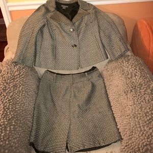 Women's jacket and skirt