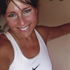 Meet your Posher, Debra