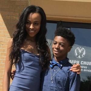 Meet your Posher, Janet