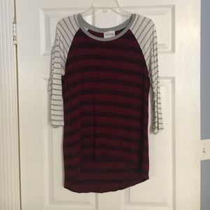 Light weight, 3 quarter sleeve top