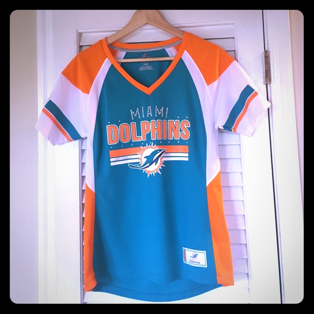 Junior size M Miami Dolphins shirt