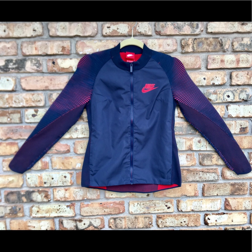 Women's Nike Dynamic Reveal Jacket Navy/Red XS Med