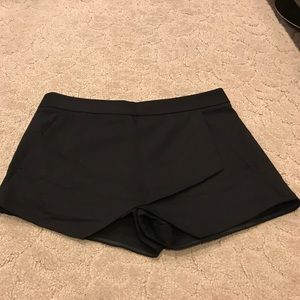 Express skort worn twice