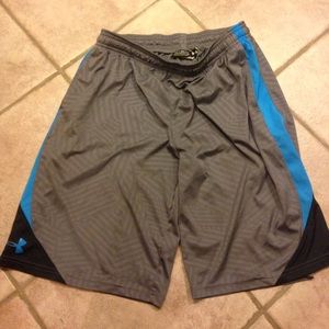 Boys Under Amour shorts. Size Youth XL