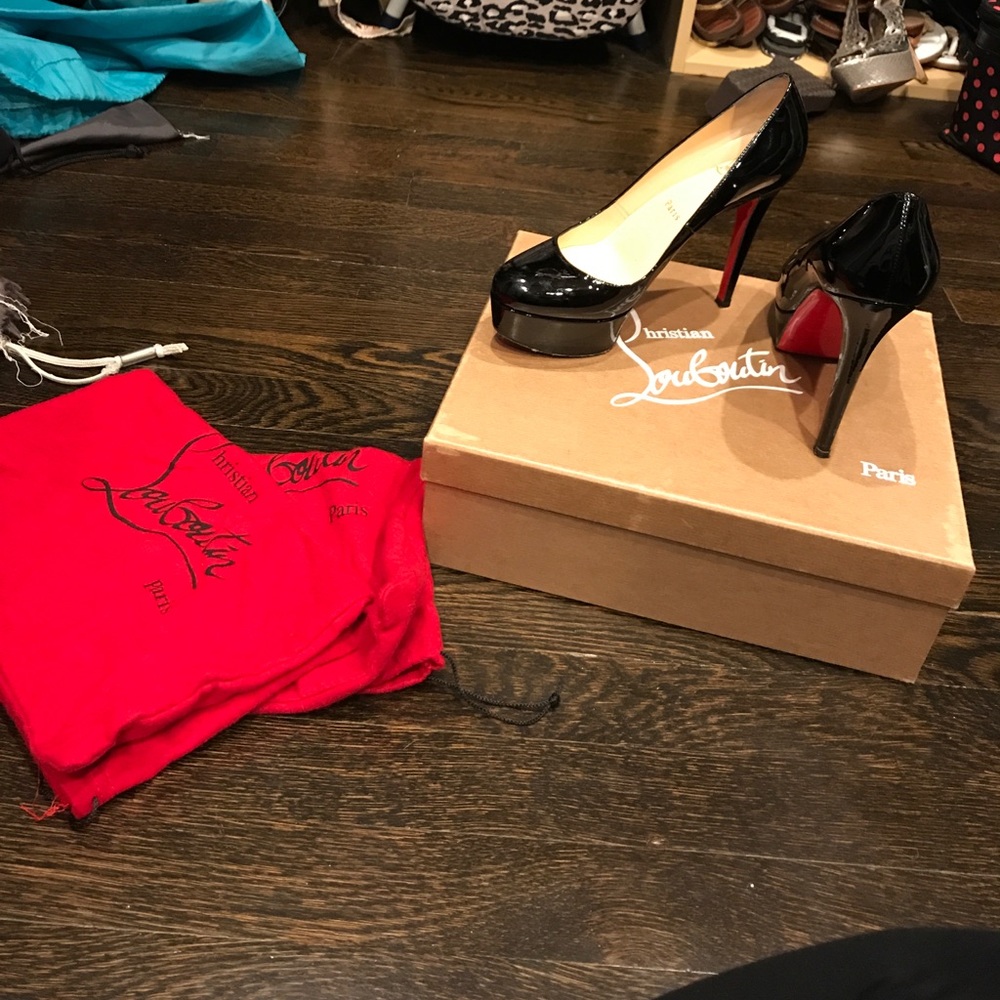 CHRISTIAN LOUBOUTIN HEELS