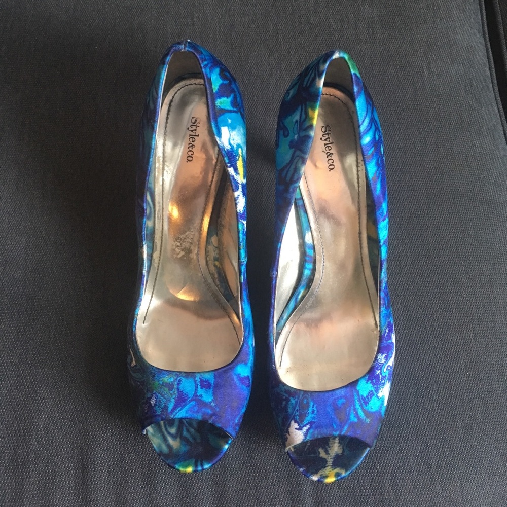 Style&Co Peep Toe Heels