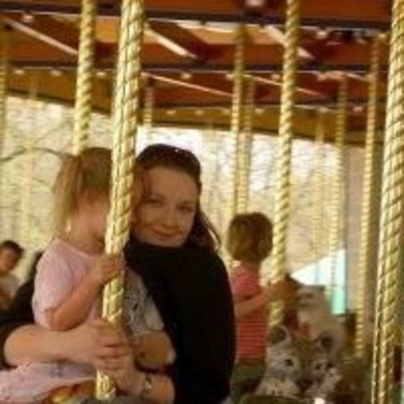 Meet your Posher, Cyndi - Picture 1 of 1