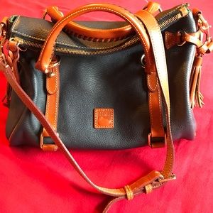 Dooney & Bourke leather purse