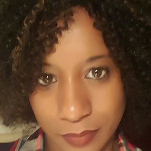 Meet your Posher, Lakisha
