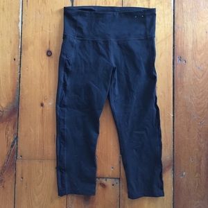 GapFit gfast capri leggings