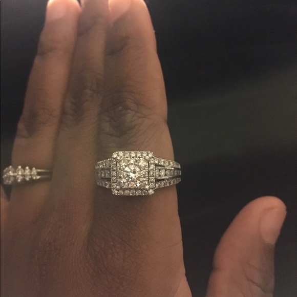 Diamond ring - Picture 8 of 8