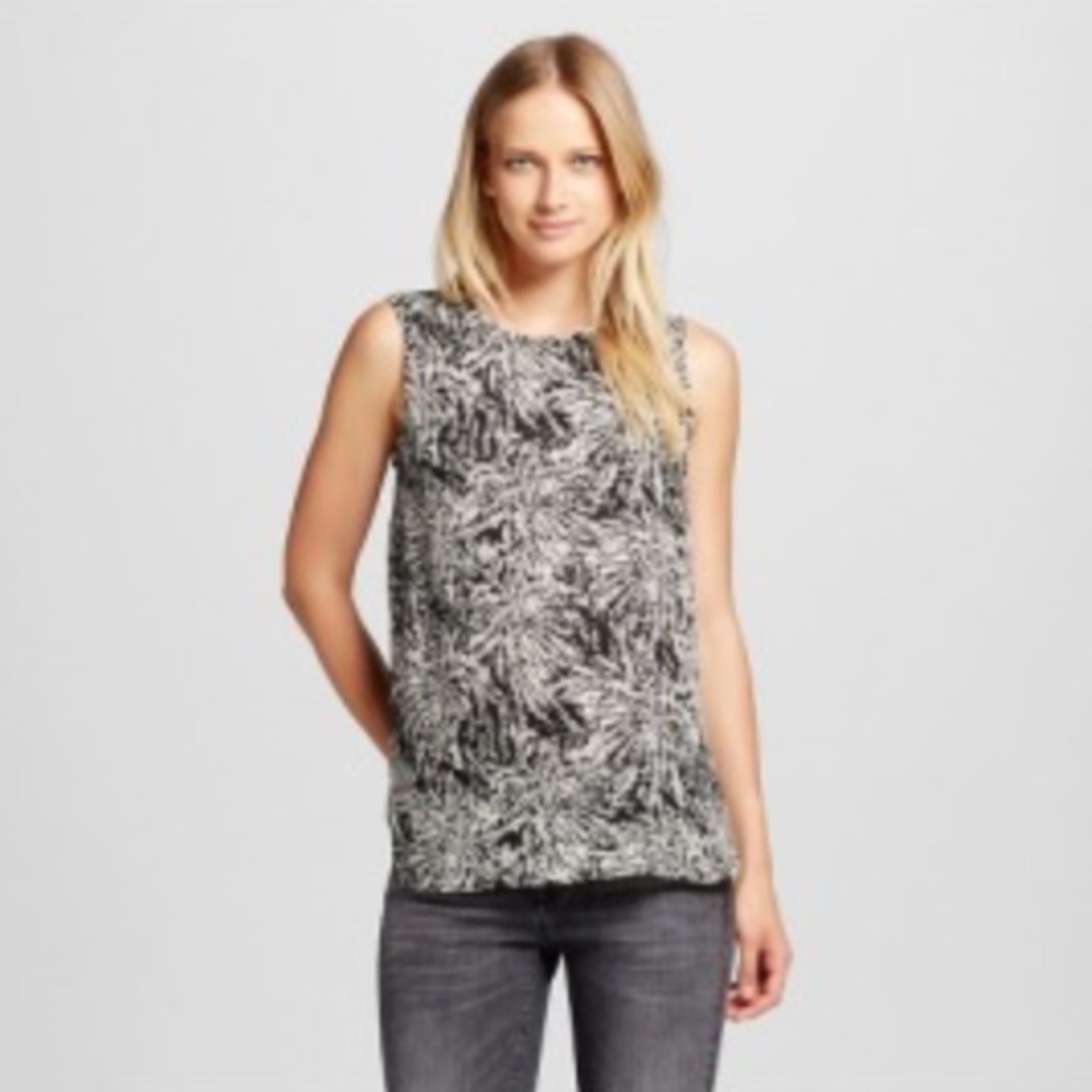 Women's layering shell