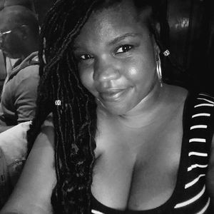 Meet your Posher, Janelle